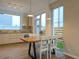 Vila de inchiriat P+1E+M in Mamaia-Sat - imagine 2