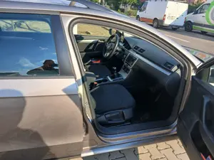 Vand VW Passat B7 Break - imagine 11