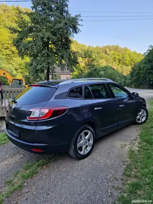 Vand Renault Megan TOM TOM 3 1.5 DCi 110 Cp - imagine 5