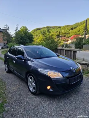 Vand Renault Megan TOM TOM 3 1.5 DCi 110 Cp - imagine 4