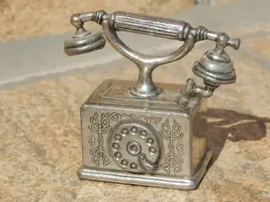 Macheta telefon epoca metalica