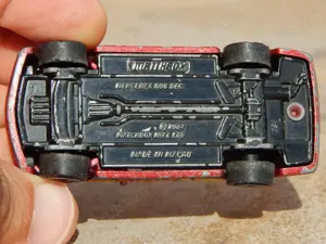 Macheta Mercedes-Benz 500 SEC AMG 1984 Matchbox 1:64 Macao uzat - imagine 5