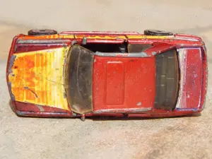 Macheta Mercedes-Benz 500 SEC AMG 1984 Matchbox 1:64 Macao uzat - imagine 4