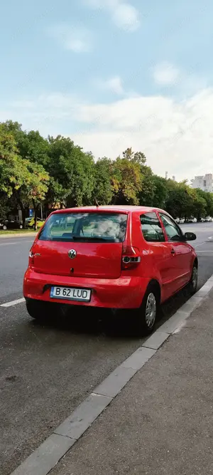 Vând Volskwagen Fox ușor negociabil  - imagine 5