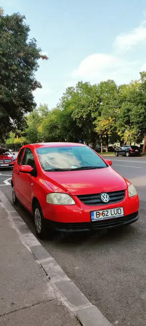 Vând Volskwagen Fox ușor negociabil  - imagine 3