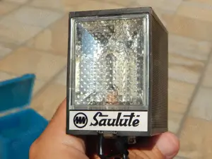 Blitz aparat fotografiat Saulute fabricat URSS 1975 + ambalaj original