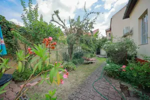 Casă cu 4 camere de închiriat în zona Ultracentrală - imagine 18