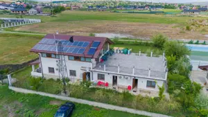 Complex cu Piscină/Cazare de Vânzare, 10.777mp Teren - DN24, Vaslui - imagine 3