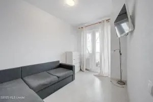 Apartament unic cu etaj, baie matrimoniala si balcon generos - 0% comision - imagine 3