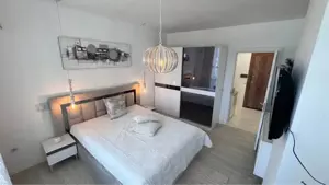 De inchiriat apartament 2 camere in zona Soarelui