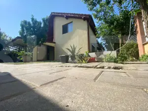 Casa tip duplex P+M în Giarmata, poziție excelentă, aproape de Timișoara 