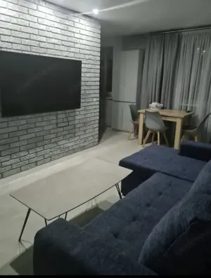 Garsoniera in zona Izvor