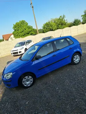 Vw Polo 9N TOUR Inmatriculat - imagine 2 Vw Polo 9N TOUR Inmatriculat - imagine 2