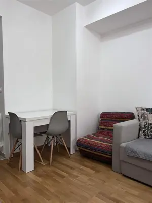 Se inchiriaza apartament cu o camera in zona Aradului