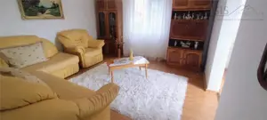 Casa renovata 4 camere cu teren 1800m Smeeni - imagine 3