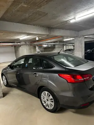 Vand Ford Focus înmatriculat în România
