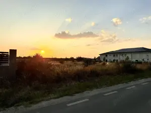 Teren intravilan 5000 mp, str. Aeroportului, Cârcea   52 m deschidere