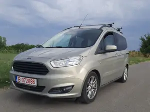 De vânzare ford tourneo curier 2015