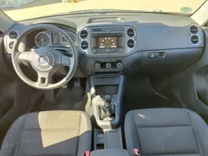 Vand VW Tiguan facelift 5N2 An 2012 - imagine 7