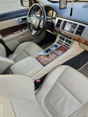 jaguar XF 2.2 Diesel  - imagine 5
