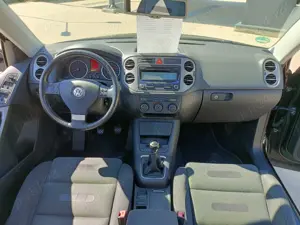 Vand VW Tiguan 2009 Euro5 - imagine 8 Vand VW Tiguan 2009 Euro5 - imagine 8