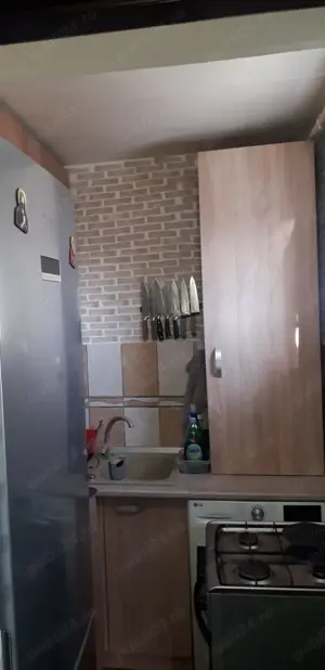  Vand sau schimb cu casa la tara  apartament 3 camere, Huedin - imagine 5