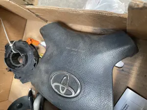 Aierbag toiyotoa celica. 2004