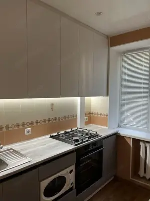 Garsoniera in zona Izvor