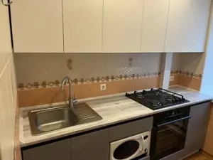 Garsoniera in zona Izvor - imagine 3