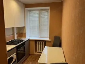 Garsoniera in zona Izvor - imagine 4