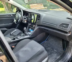 Vând Renault MEGANE IV Sedan - imagine 4