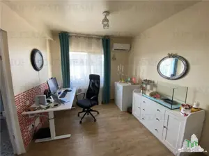 Vila spatioasa cu 3 apartamente in Fundeni Dobroiesti - imagine 15