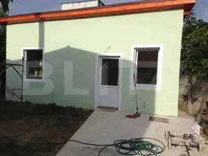 Depozit cu birouri și casă separată,Dej