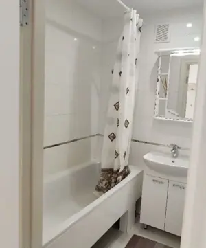 Garsoniera in zona Piata Victoriei - imagine 6