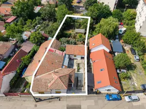 De Vânzare: Casă cu Teren în Zona Lunei, Timișoara