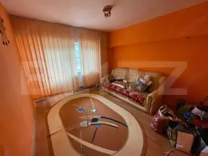 Apartament de vanzare, cu 3 camere, 70 mp, zona Garii