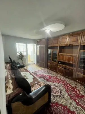 Apartament  decomandat de 3 camere, 65 mp,  etaj 3, zona Imparat Traian - imagine 2 Apartament  decomandat de 3 camere, 65 mp,  etaj 3, zona Imparat Traian - imagine 2