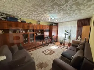 Apartament de 3 camere, decomandat, cartierul 1 Mai - imagine 3