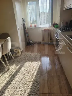 Apartament 52 mp, renovat, balcon, zonă verde și liniștită, Grigorescu - imagine 2