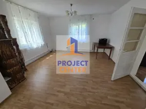 Casa si teren 2561 mp, Babana, stradal, renovata - imagine 4