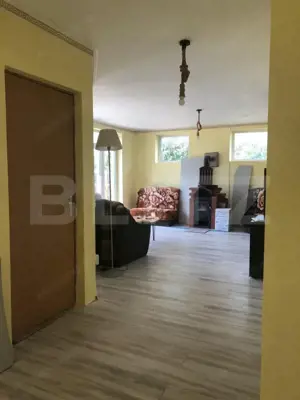 Casă P+M, teren generos 924 mp, Ideală pentru locuit + activitate profesionala