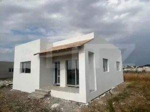 Casa noua, 70 mpu, 250 mp teren, zona Carcea - imagine 2