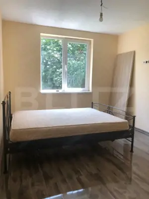 Casă P+M, teren generos 924 mp, Ideală pentru locuit + activitate profesionala - imagine 7