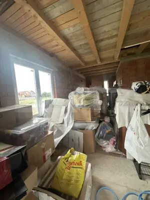 Casa la roșu 3 camere, 144 mp, 584 mp teren, zona Cionchesti  - imagine 4