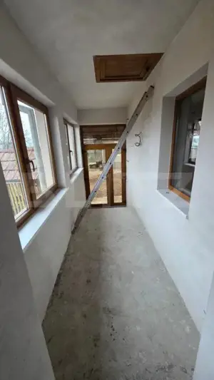 Două case de vânzare, curte comună, 4 camer 110mp, 50 ari  Cristeștii Ciceului - imagine 8