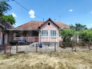 Casa renovabila 2,2 arii taren in Raciu - imagine 3