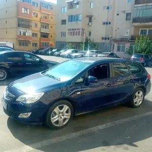De vanzare Opel Astra J - imagine 2