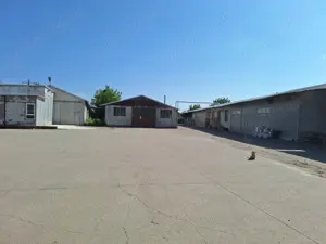 Vand Hale industriale si spatii productie