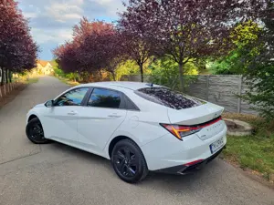 Hyundai Elantra 2022 Benzina 1,6 Euro 6 LKA LED Virtual Cockpit - unic Proprietar - imagine 3