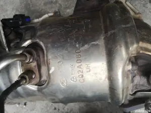 Vând filtru de particule DPF. 